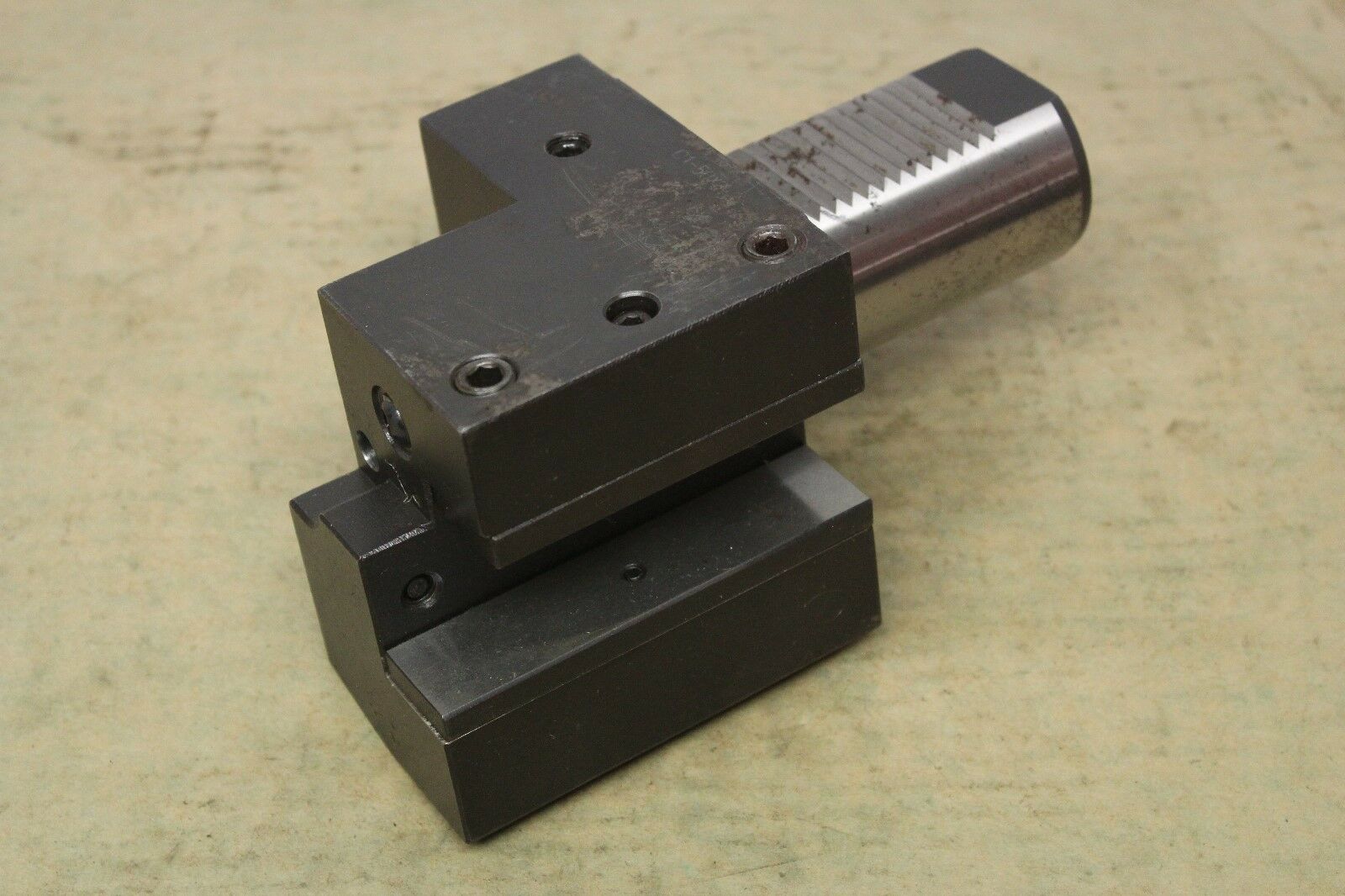 Bison VDI 50 C1-50x32x100 Axial Tool Holder Right Hand